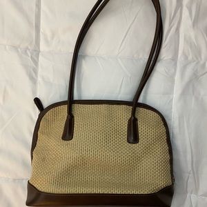 brown and straw shoulder bag for summer